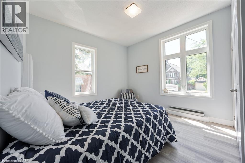 Photo 4 of 16 Arthur Street Unit 2 A, Brantford ON