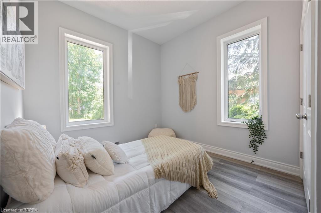 Photo 8 of 16 Arthur Street Unit 2 A, Brantford ON