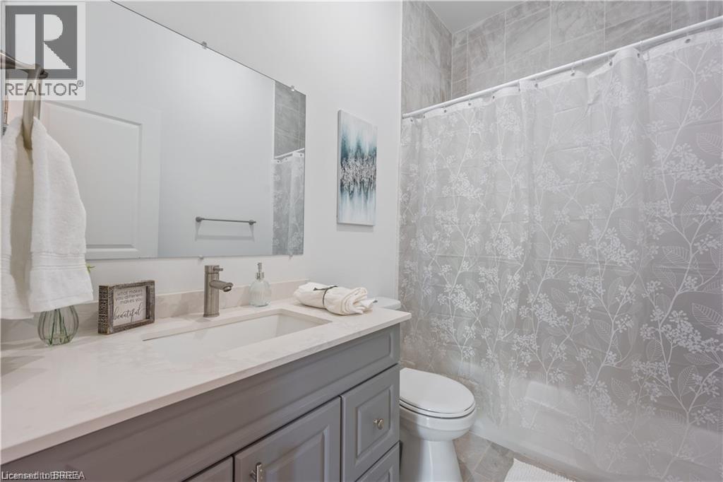 Photo 3 of 16 Arthur Street Unit 2 A, Brantford ON