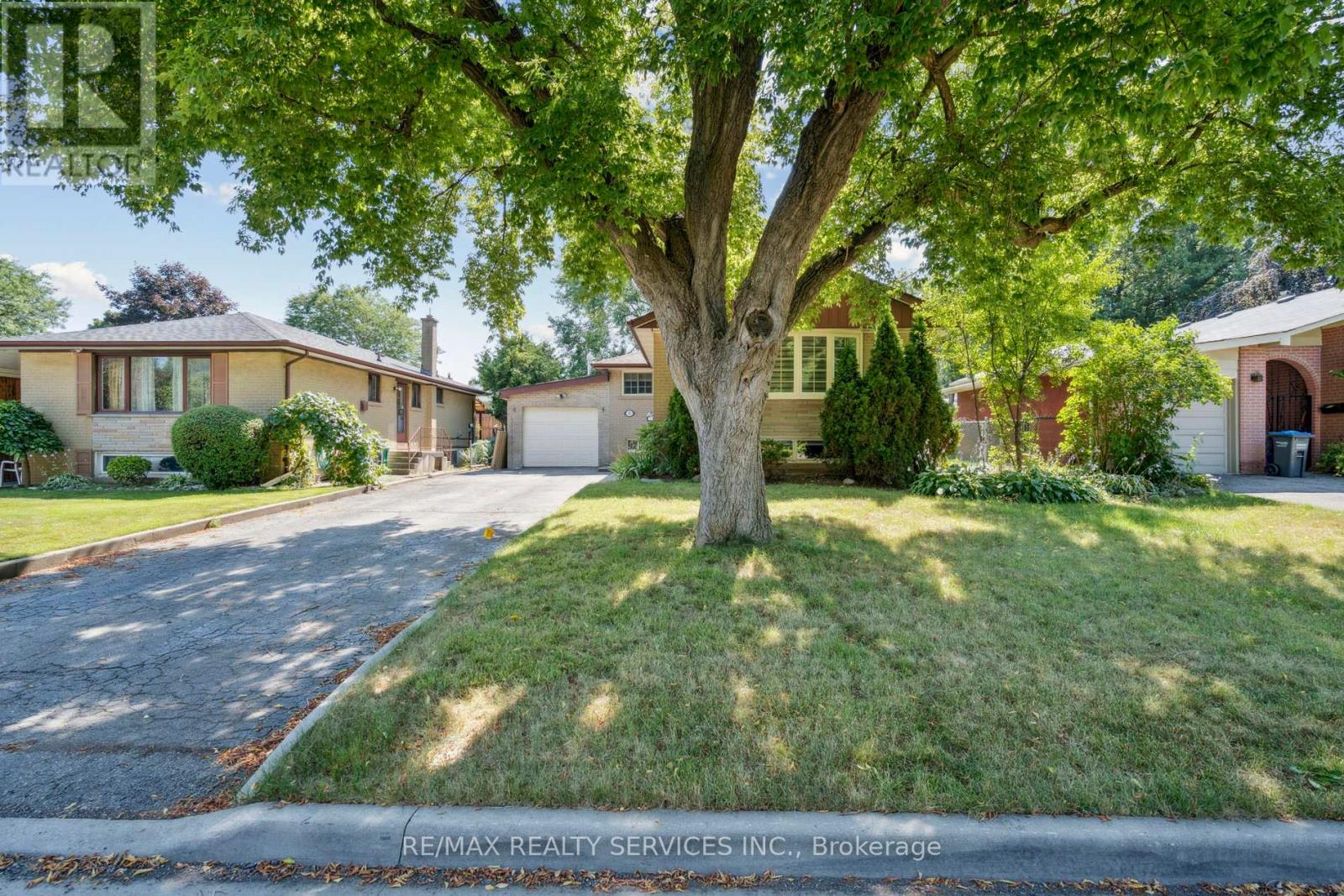 Photo 7 of Studio A 15 Mcclure Avenue, Brampton ON