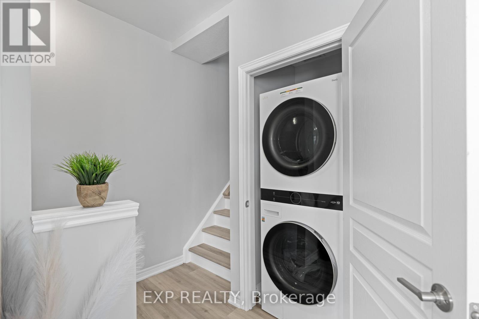 Photo 42 of 92 1401 Plains Road E, Burlington ON