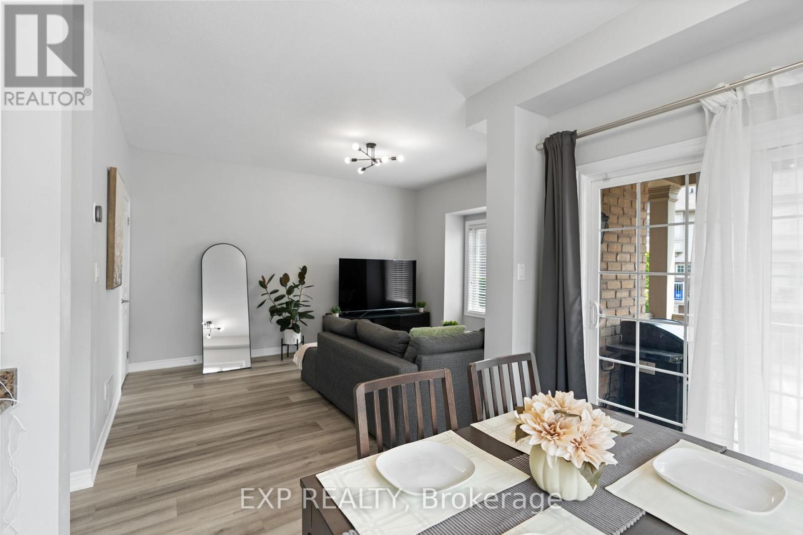 Photo 31 of 92 1401 Plains Road E, Burlington ON