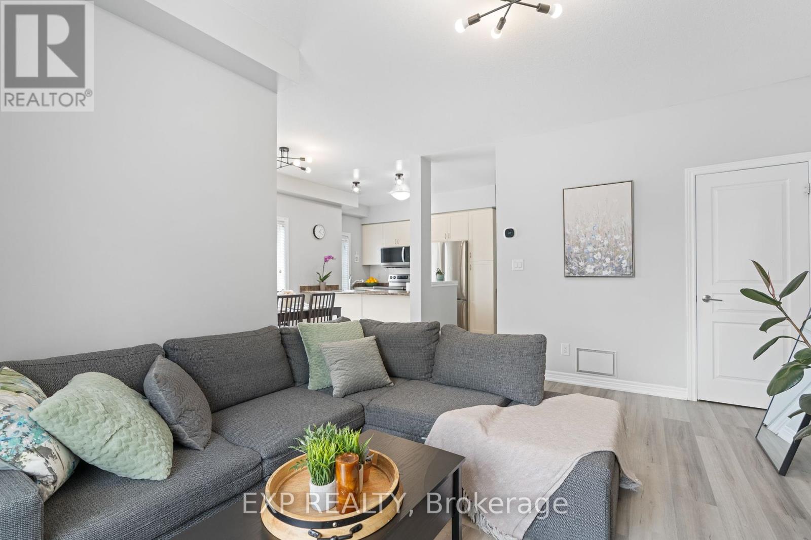 Photo 29 of 92 1401 Plains Road E, Burlington ON