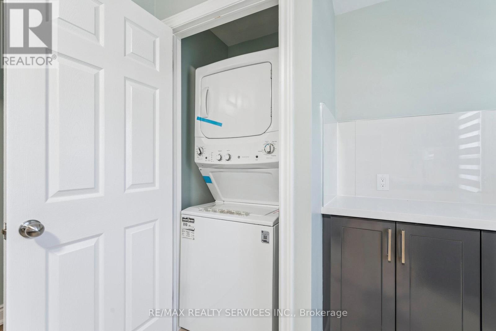 Photo 24 of Entire Property 15 Mcclure Avenue, Brampton ON