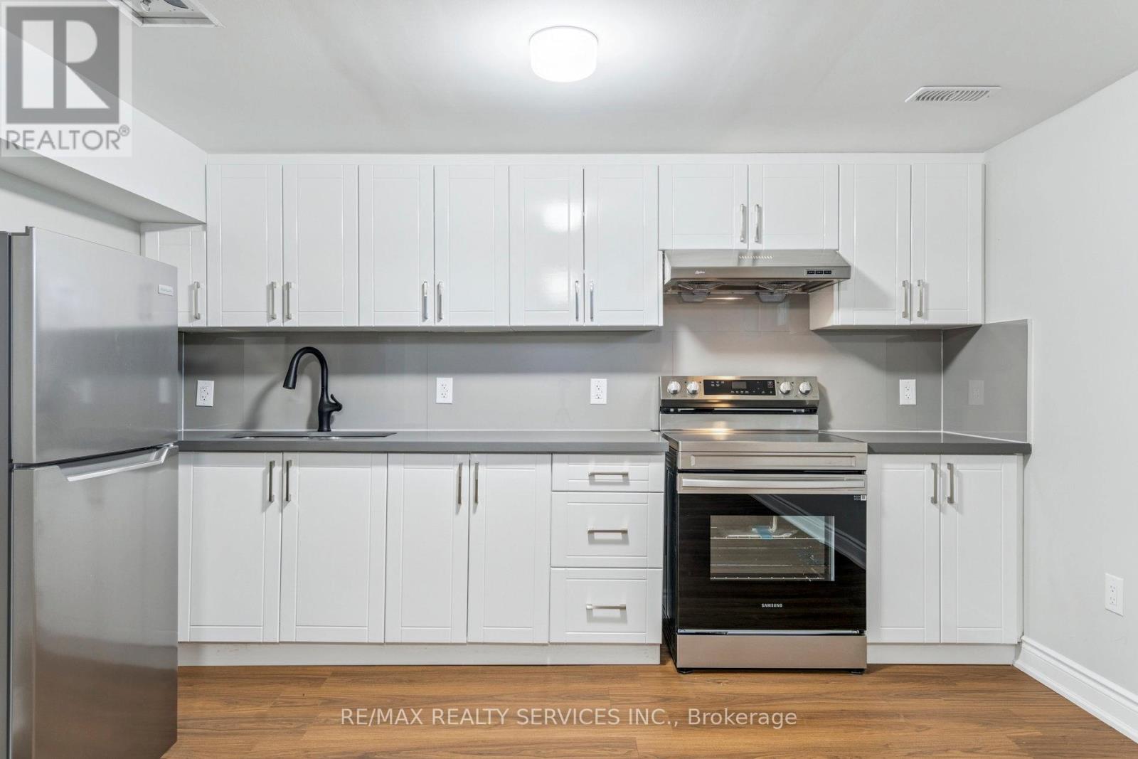 Photo 27 of Entire Property 15 Mcclure Avenue, Brampton ON