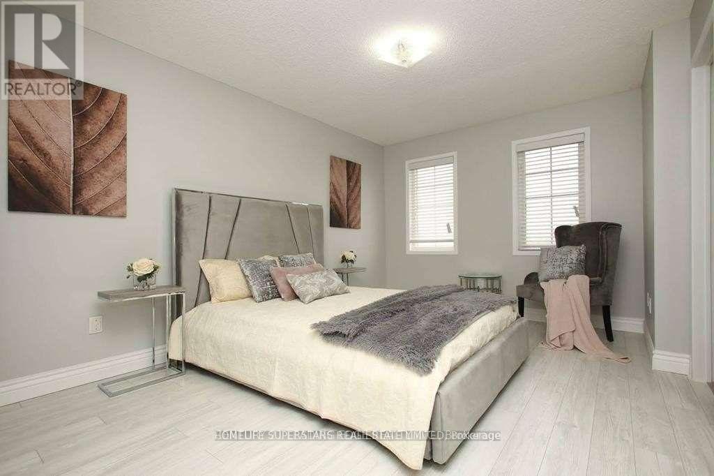 Photo 8 of 52 Oban Road, Brampton ON