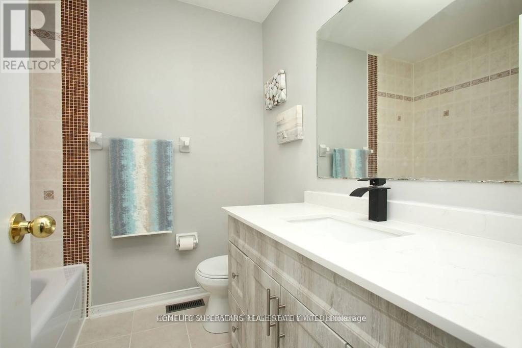 Photo 14 of 52 Oban Road, Brampton ON