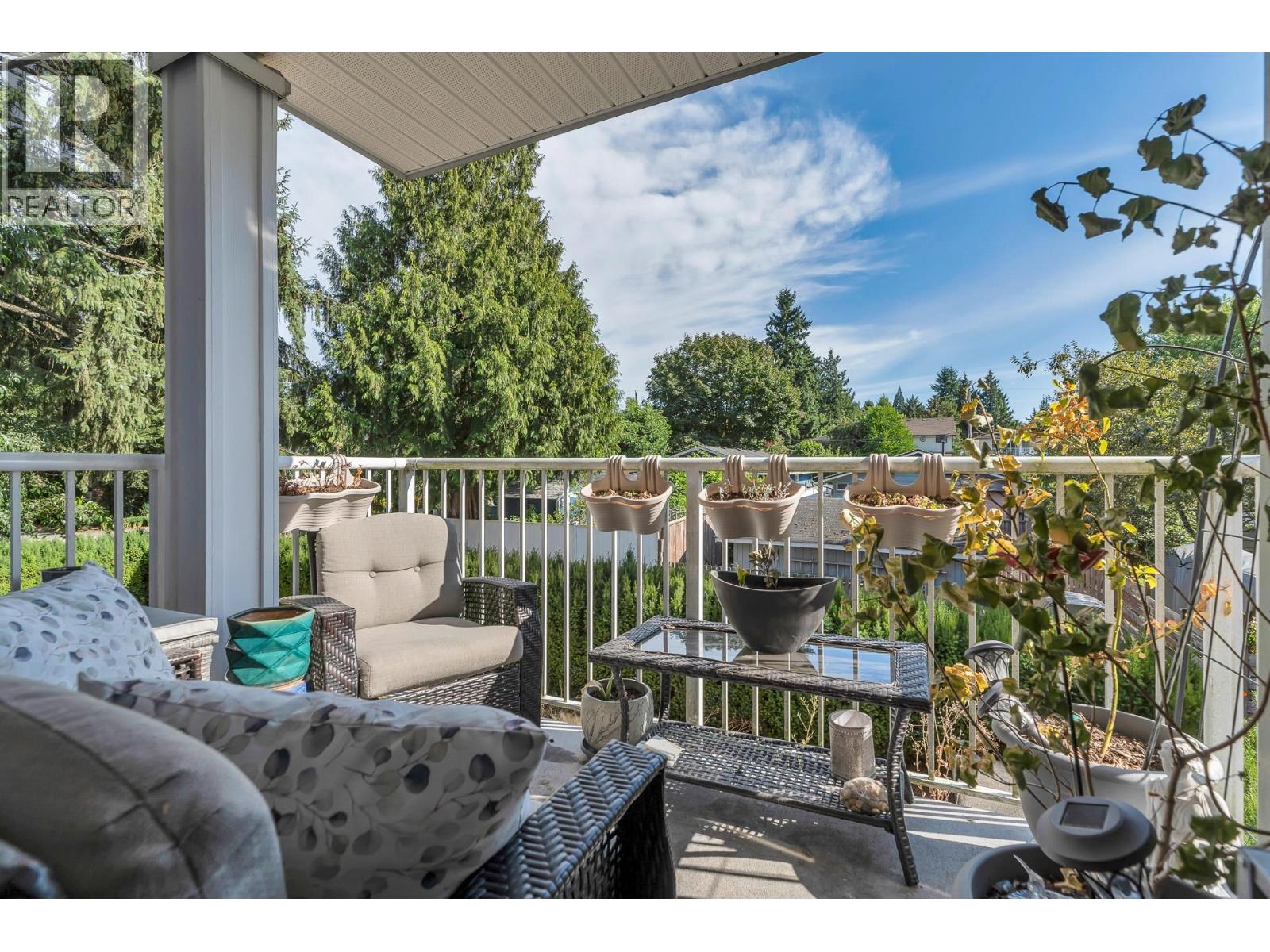 Photo 5 of 204 2268 Welcher Avenue, Port Coquitlam BC