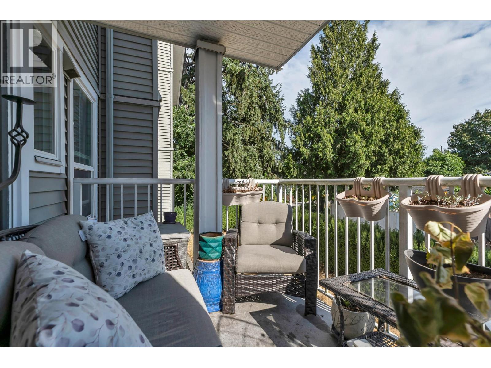 Photo 10 of 204 2268 Welcher Avenue, Port Coquitlam BC