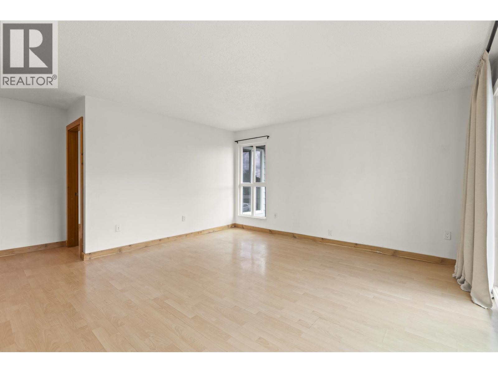 Photo 10 of 306 808 E 8th Avenue, Vancouver BC