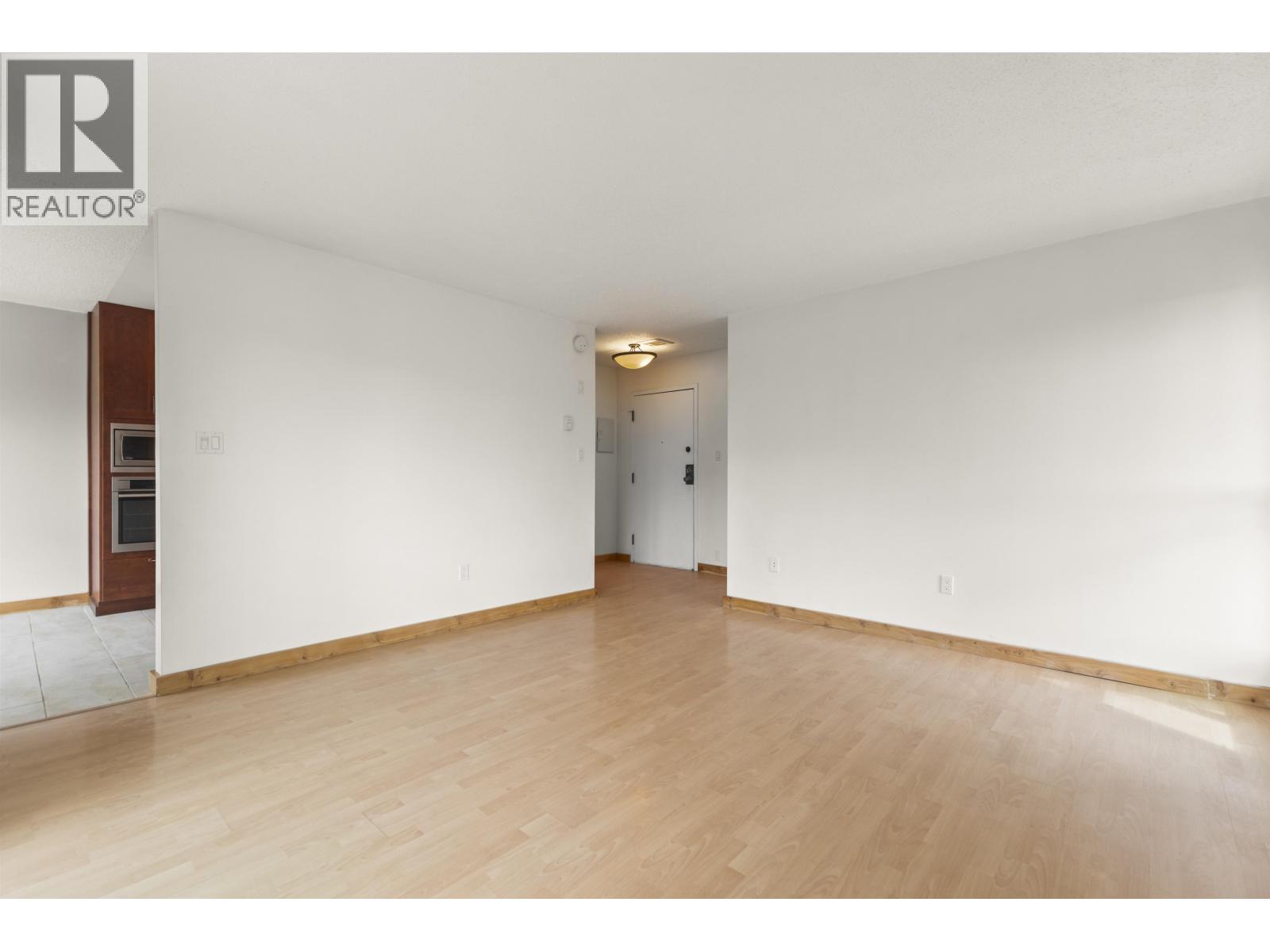 Photo 12 of 306 808 E 8th Avenue, Vancouver BC