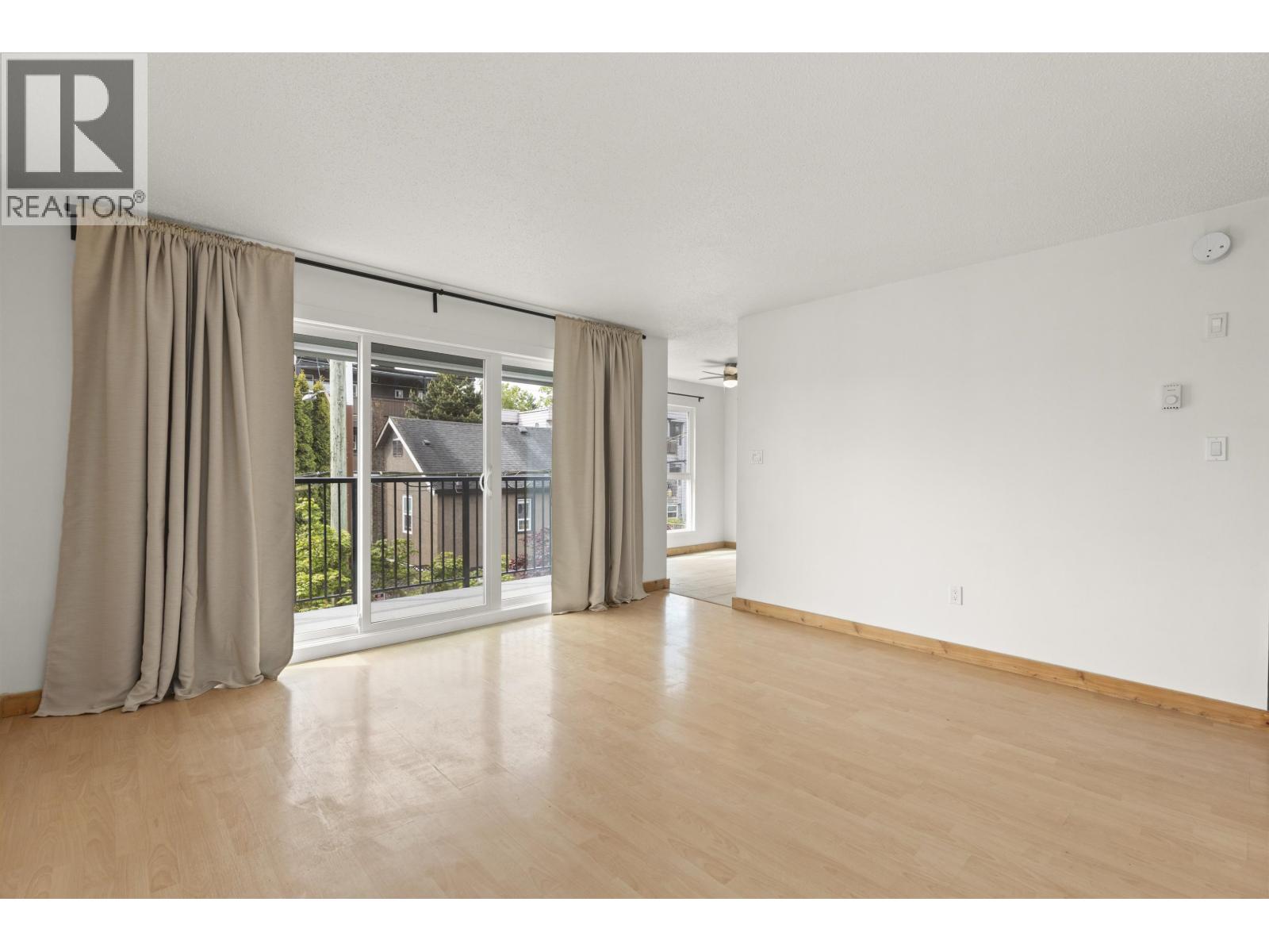 Photo 8 of 306 808 E 8th Avenue, Vancouver BC