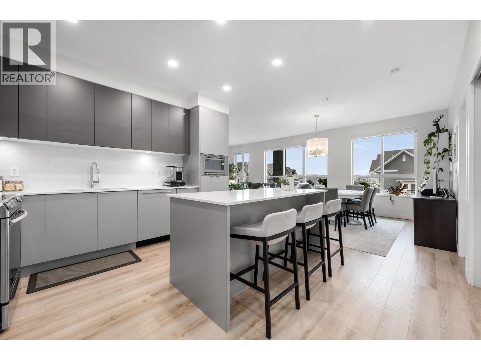 Photo 9 of 308 1892 Starling Drive, Tsawwassen BC