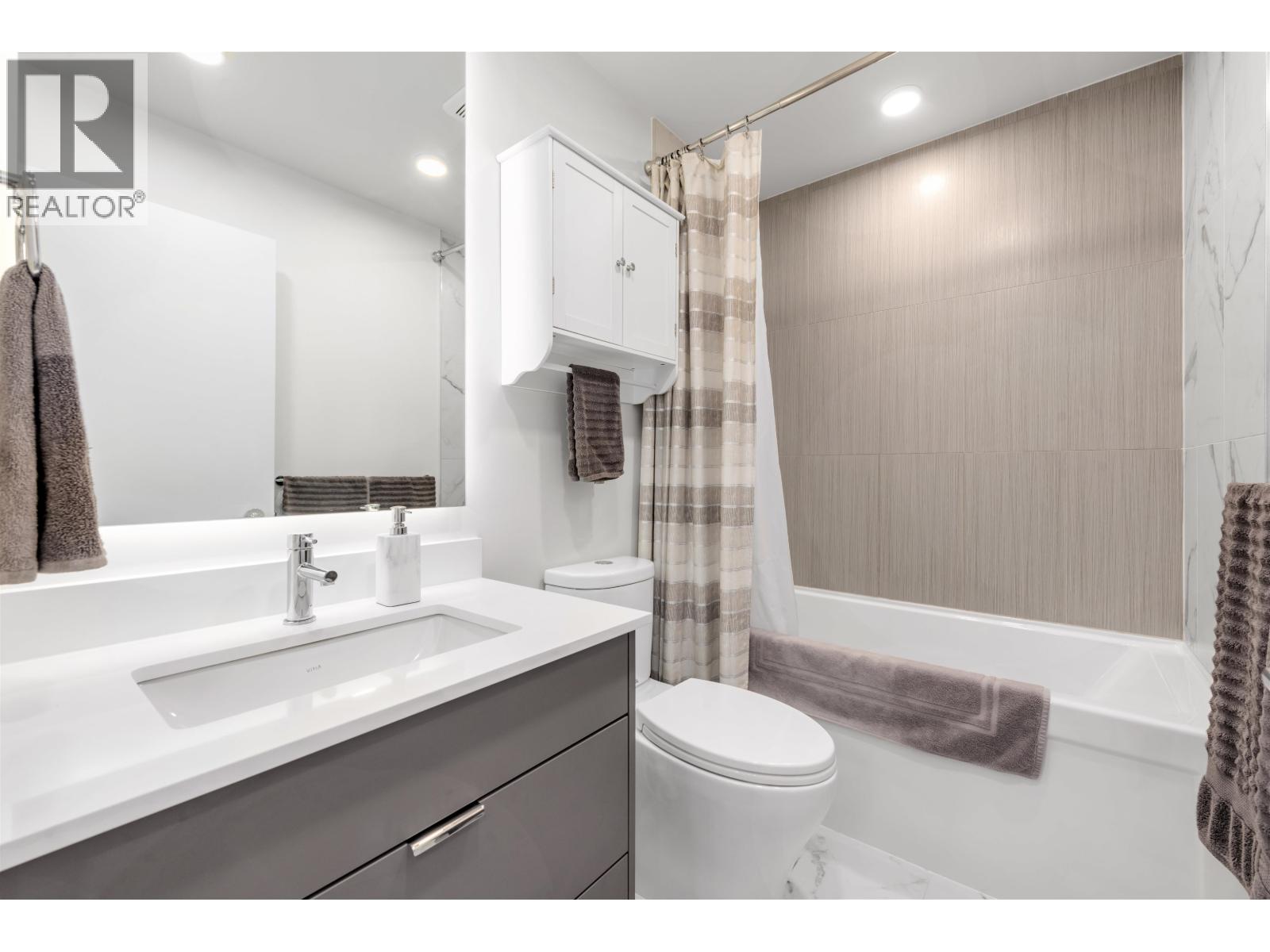 Photo 30 of 308 1892 Starling Drive, Tsawwassen BC