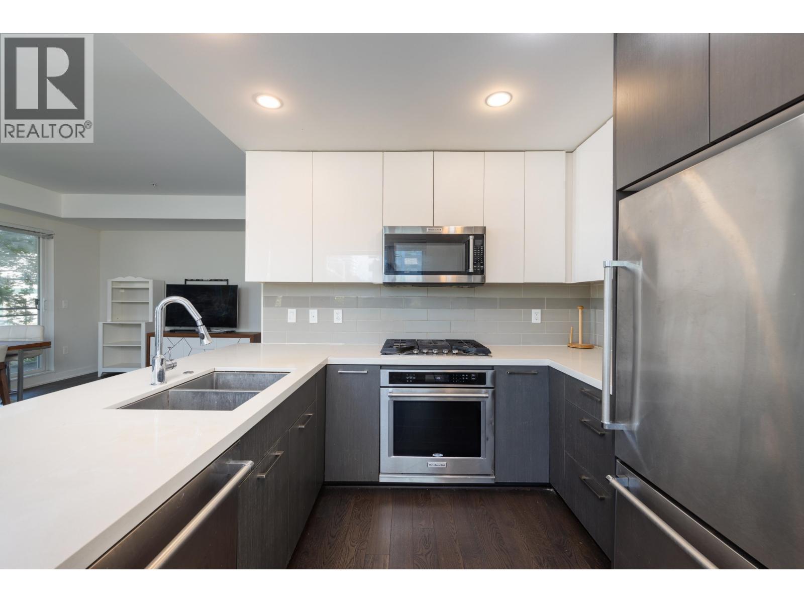 Photo 17 of 126 5311 Cedarbridge Way, Richmond BC
