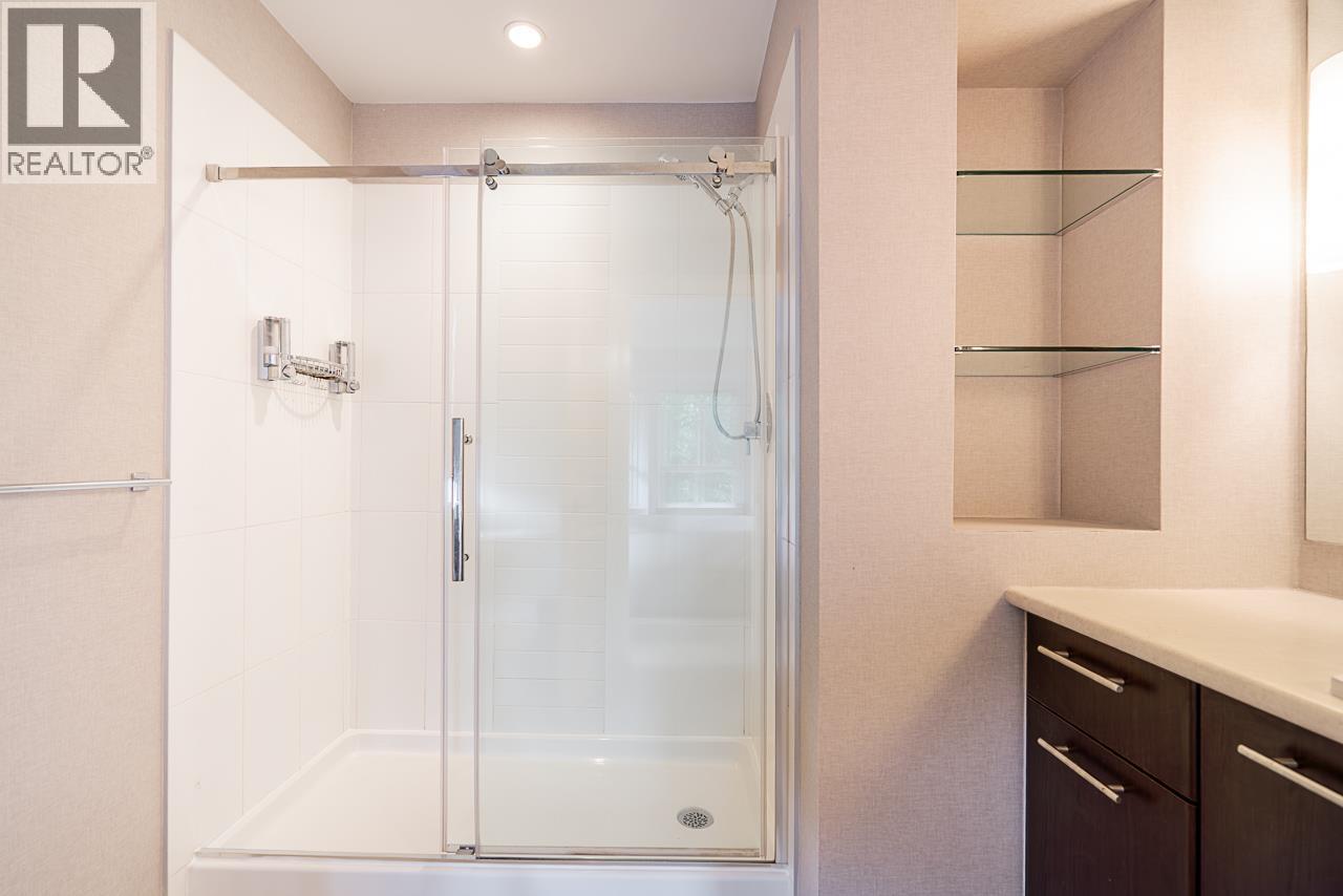 Photo 18 of 8 2418 Avon Place, Port Coquitlam BC