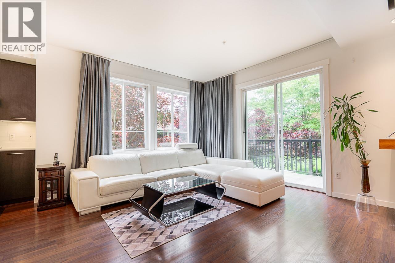 Photo 6 of 8 2418 Avon Place, Port Coquitlam BC