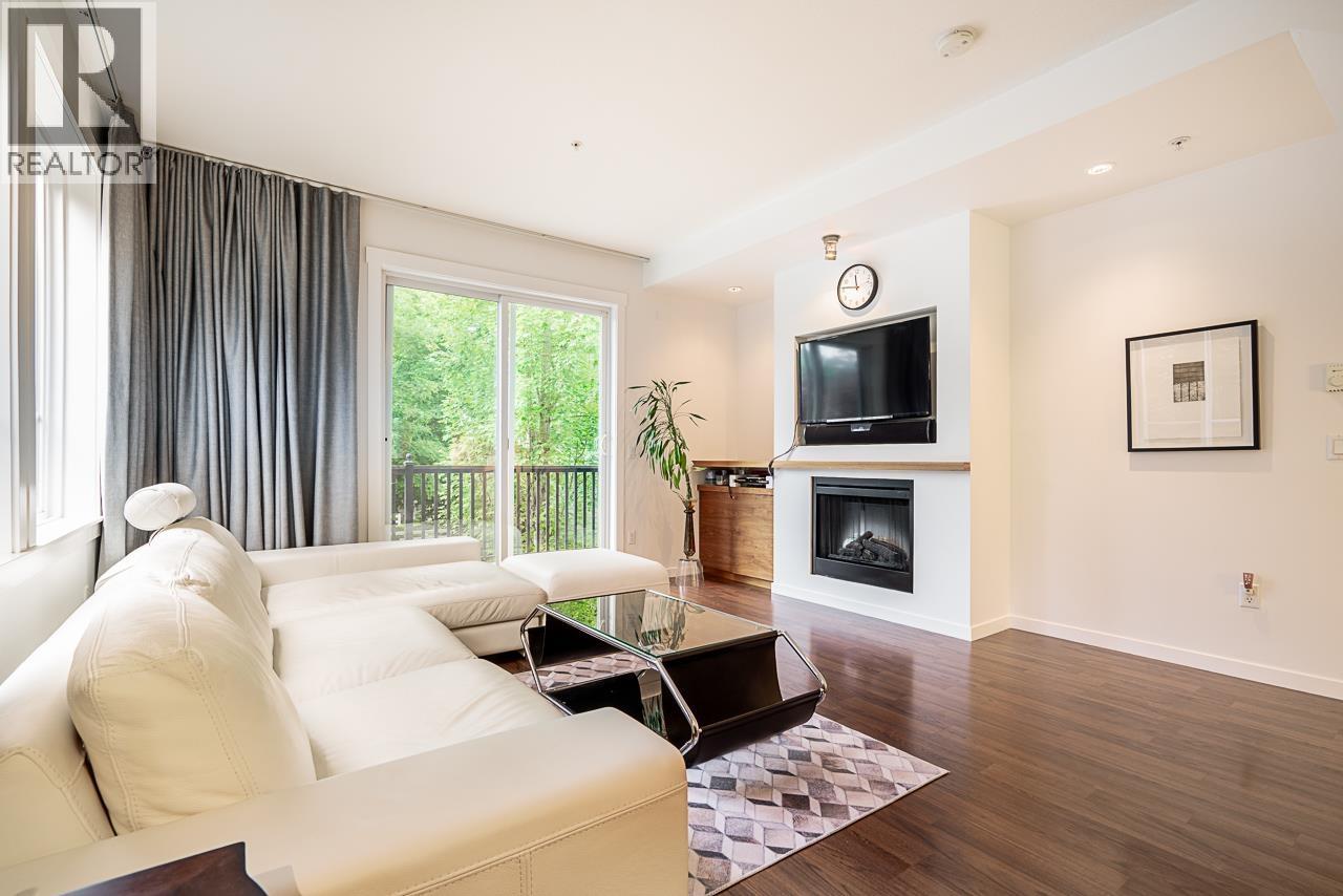 Photo 7 of 8 2418 Avon Place, Port Coquitlam BC