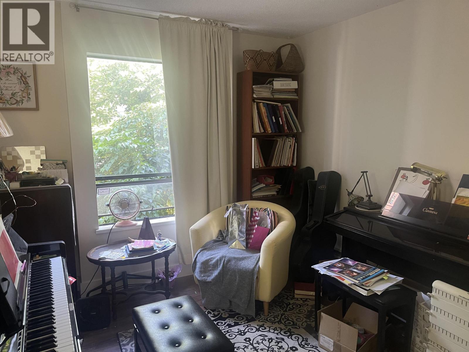 Photo 8 of 208 720 Eighth Avenue, New Westminster BC
