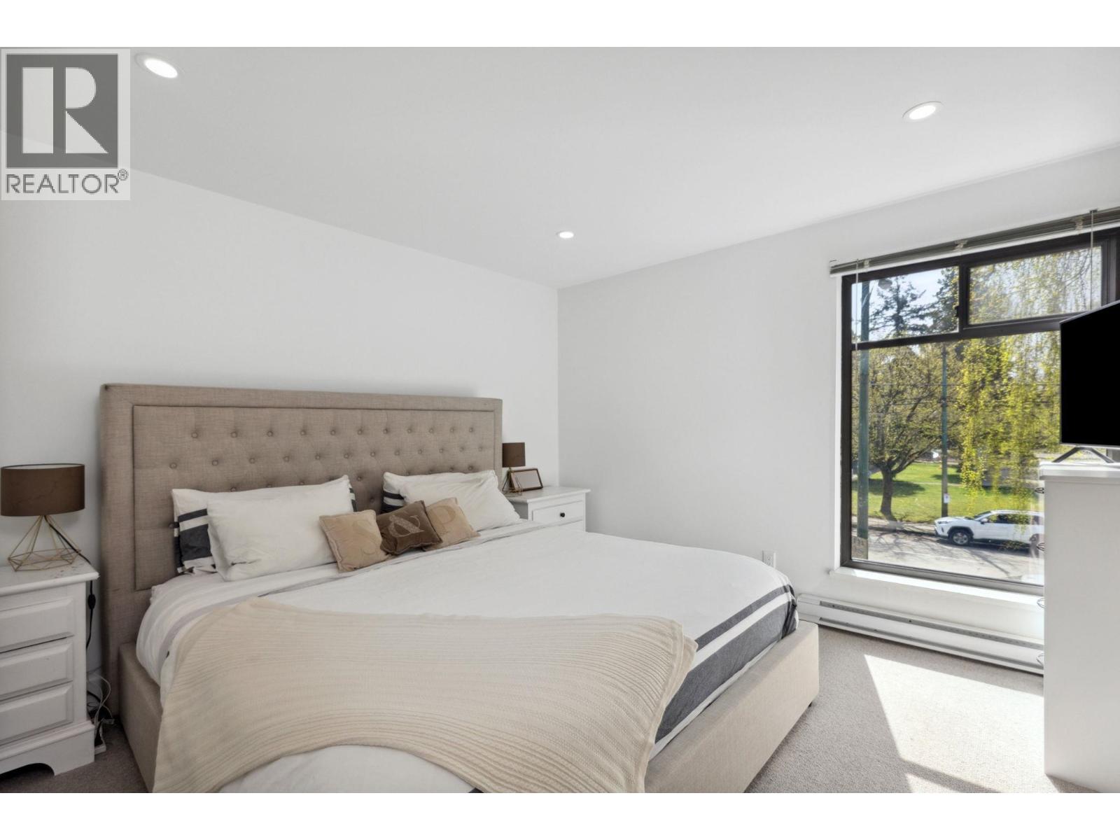 Photo 20 of 20 3437 W 4th Avenue, Vancouver BC