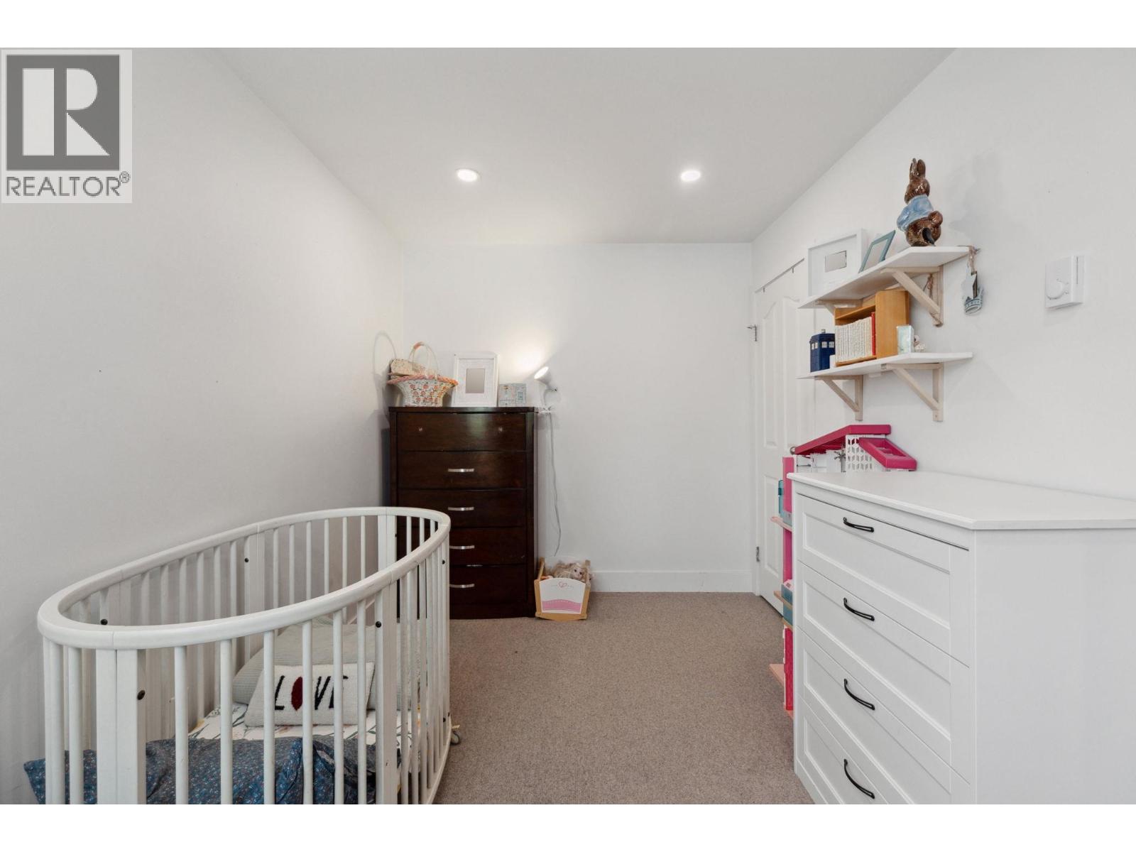 Photo 24 of 20 3437 W 4th Avenue, Vancouver BC