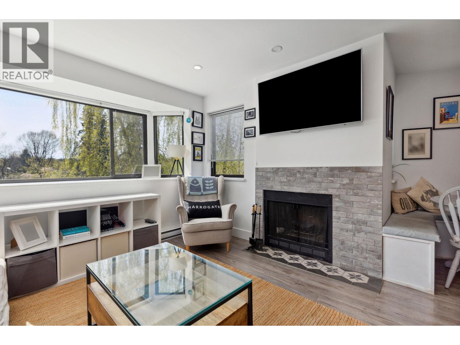 Photo 33 of 20 3437 W 4th Avenue, Vancouver BC