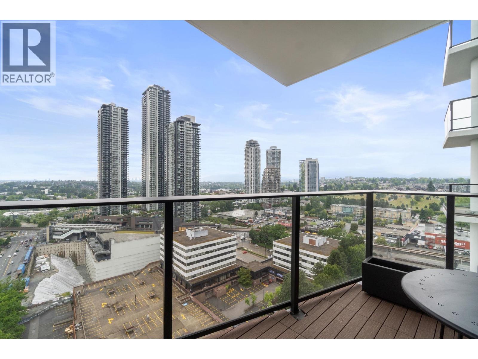 Photo 5 of 2103 2181 Madison Avenue, Burnaby BC