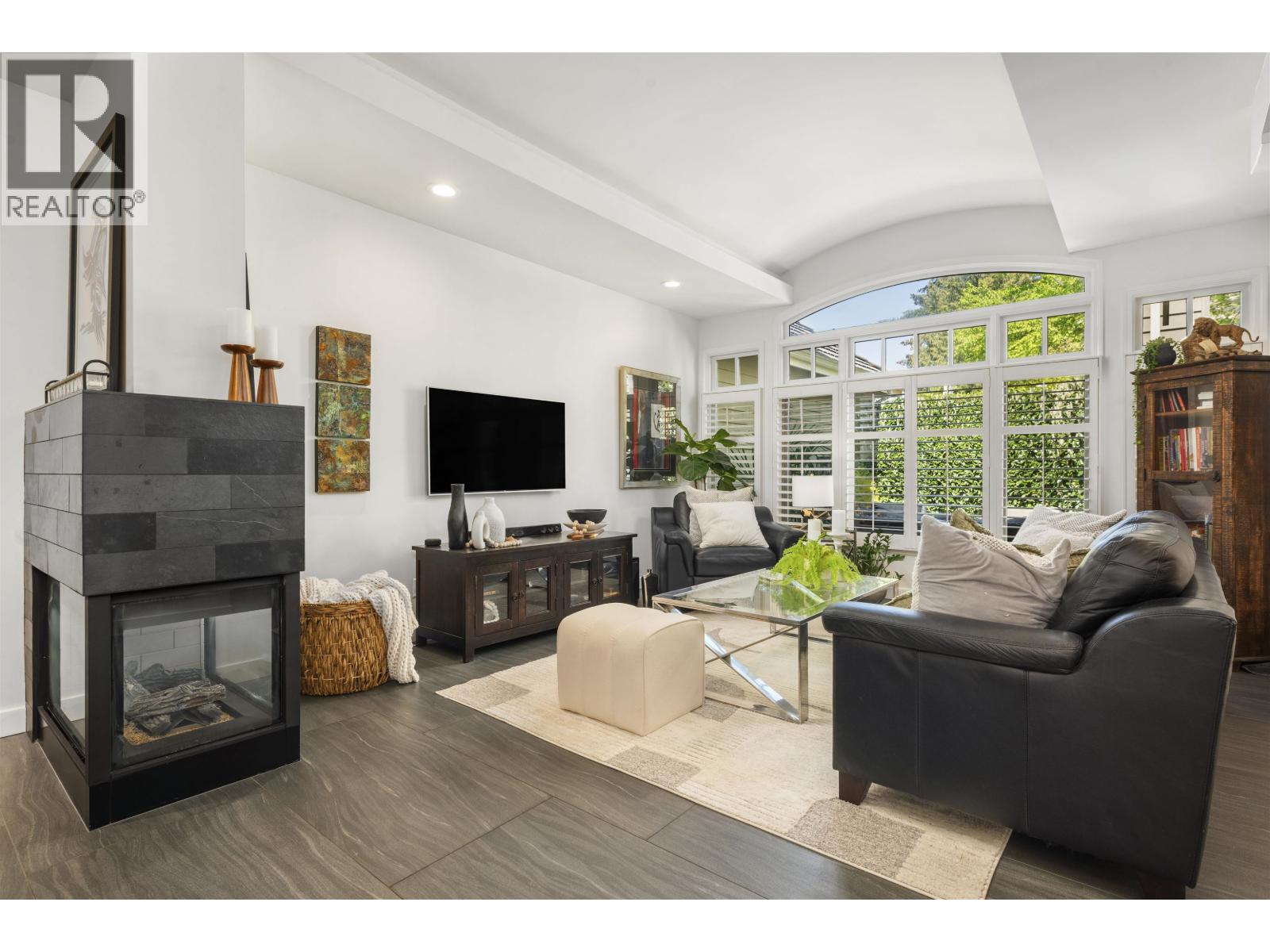 Photo 8 of 204 6505 3 Avenue, Delta BC