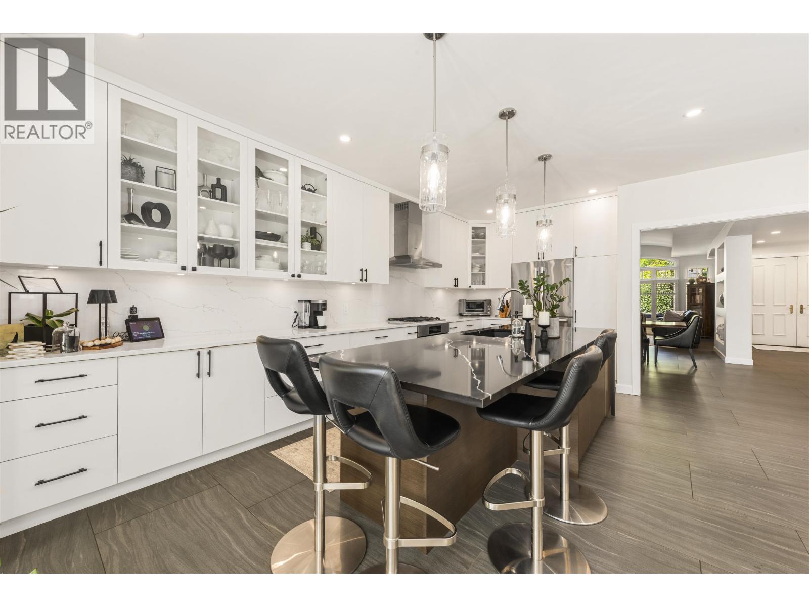 Photo 18 of 204 6505 3 Avenue, Delta BC