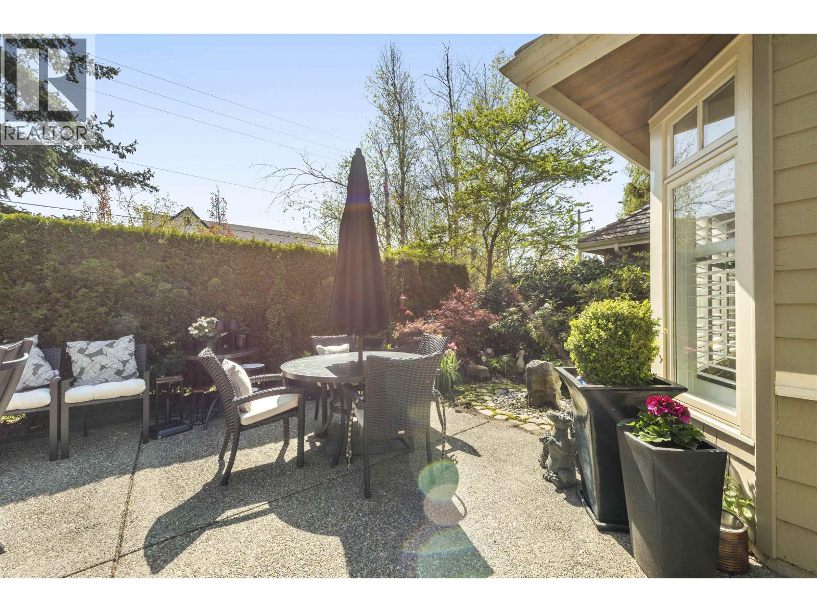 Photo 11 of 204 6505 3 Avenue, Delta BC