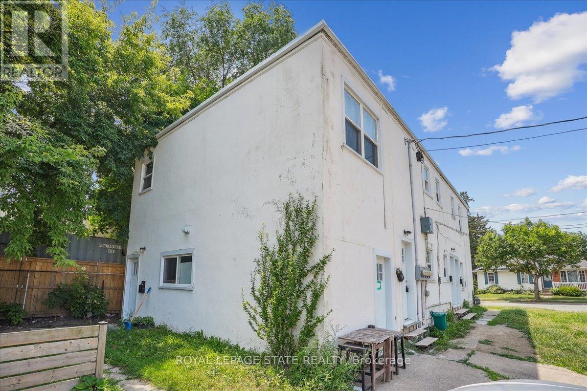 Photo 22 of 63 Pelham Road, St Catharines ON