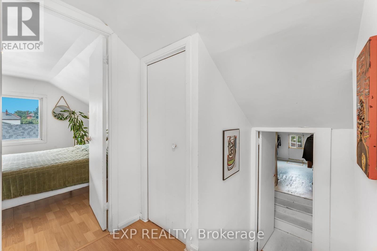 Photo 44 of 139 Wood Street E, Hamilton ON