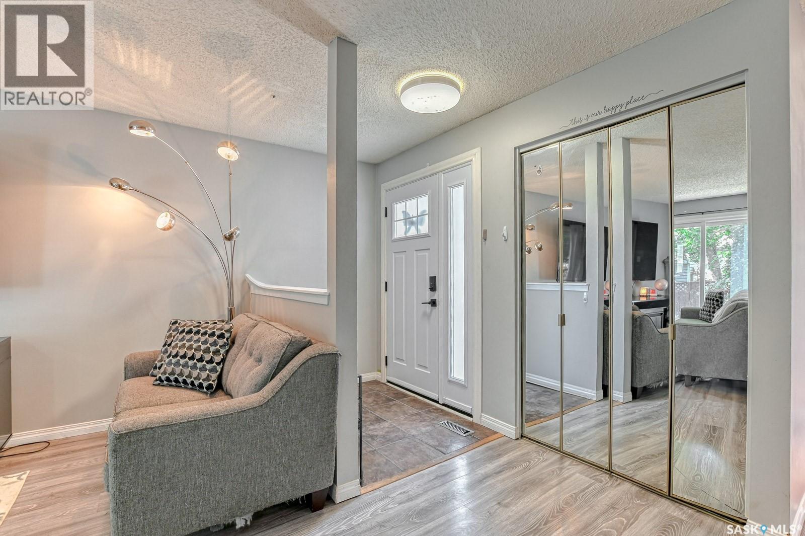 Photo 29 of 839 Athlone Drive N, Regina SK