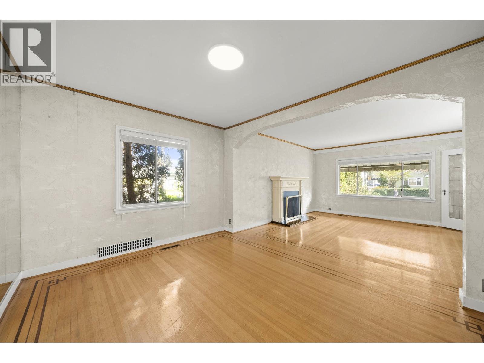 Photo 26 of 555 W 19th Avenue, Vancouver BC