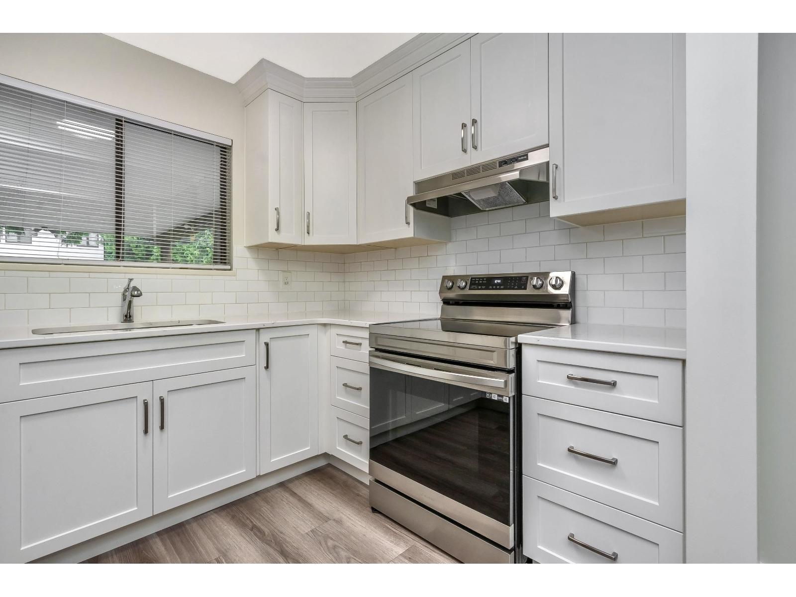 Photo 3 of 6601 134 Street, Surrey BC