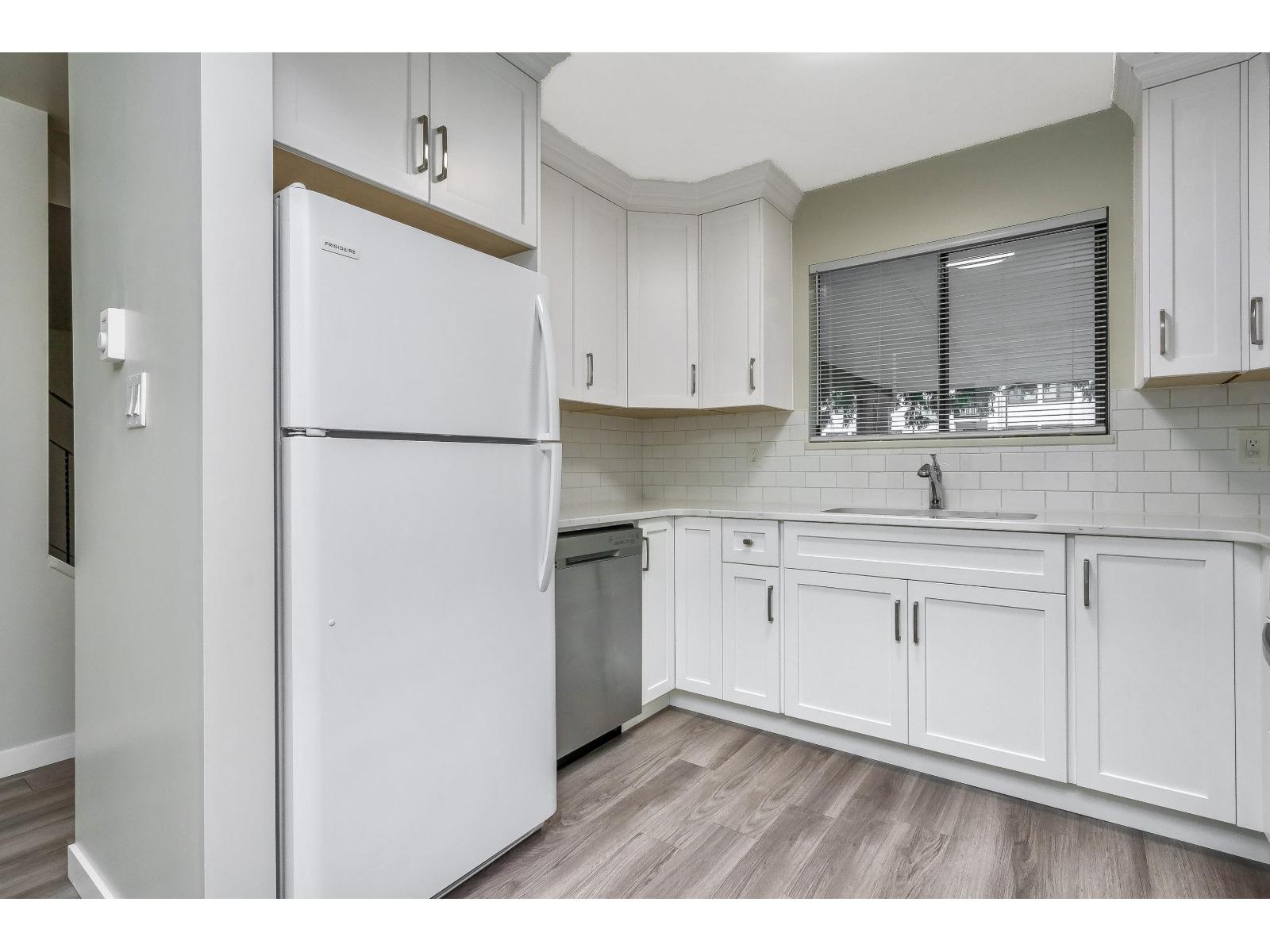 Photo 6 of 6601 134 Street, Surrey BC