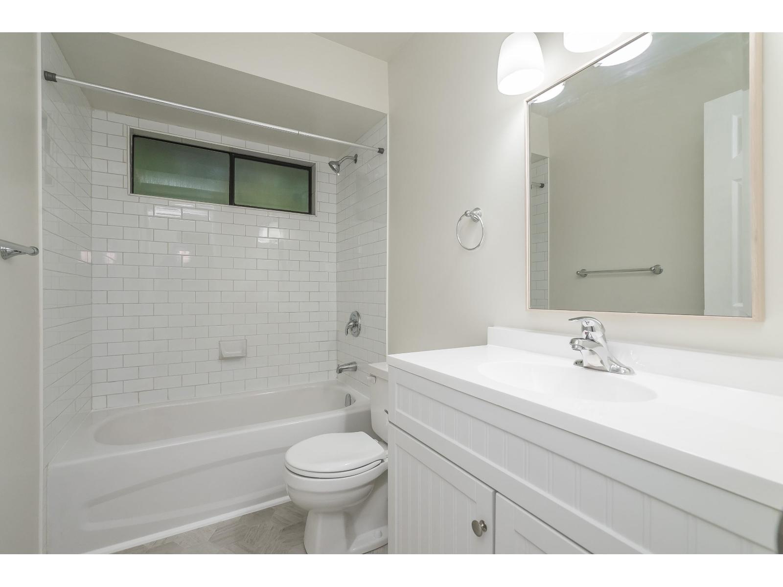 Photo 13 of 6601 134 Street, Surrey BC