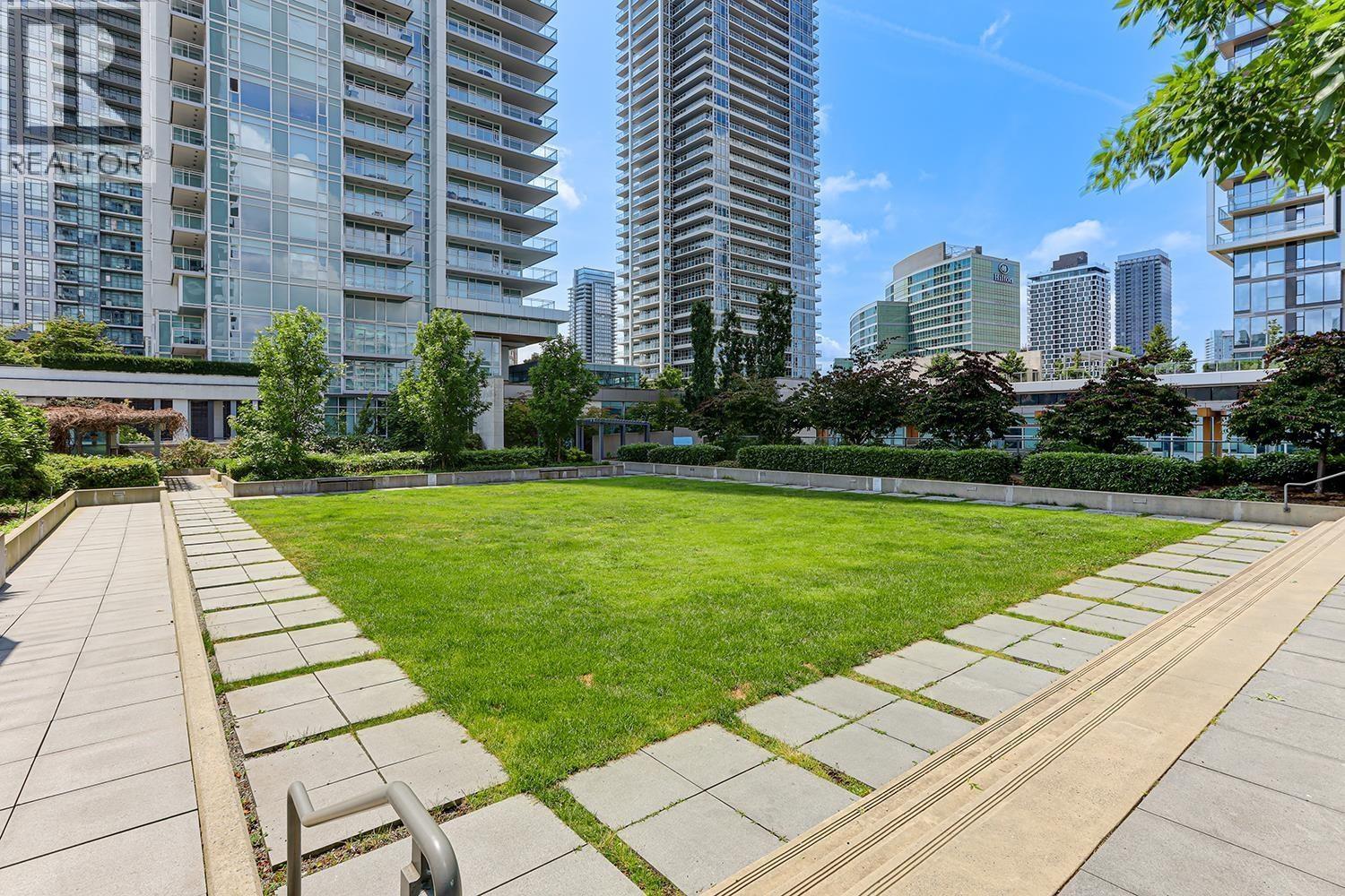 Photo 21 of 710 4688 Kingsway, Burnaby BC