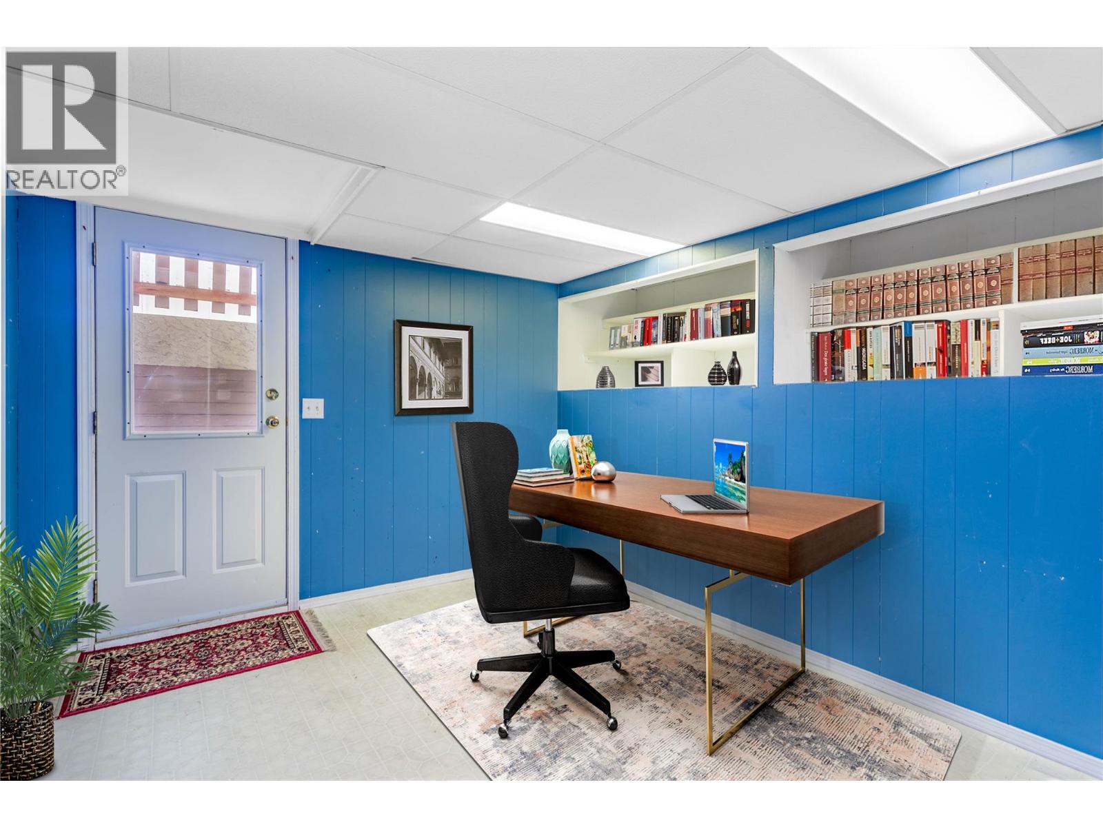  824 Raymer Road, Kelowna