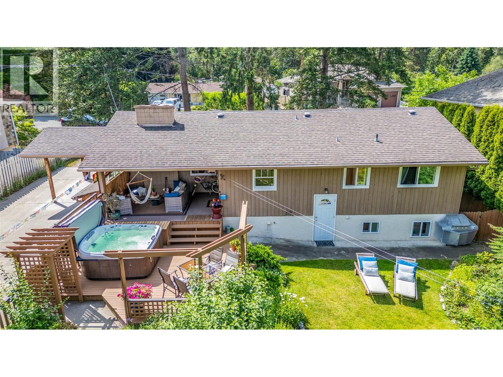  824 Raymer Road, Kelowna