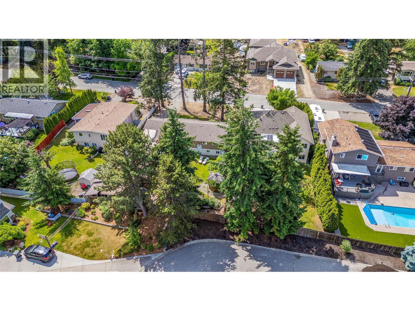  824 Raymer Road, Kelowna