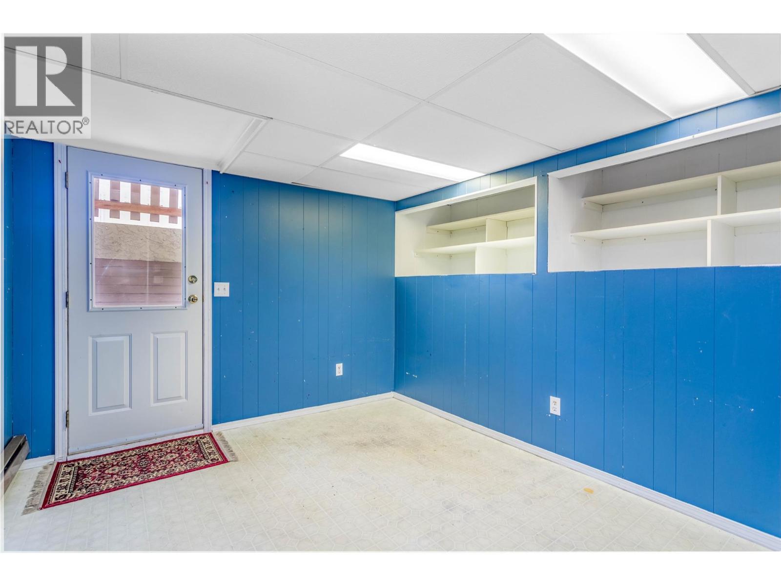  824 Raymer Road, Kelowna