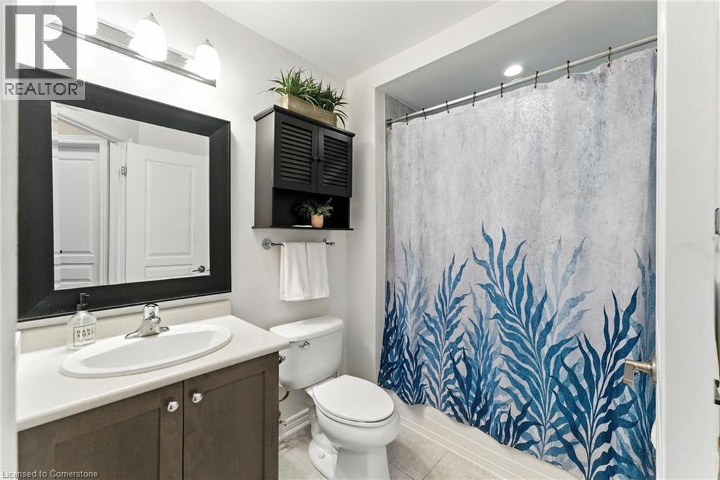 Photo 18 of 541 Winston Road Unit 60, Grimsby ON