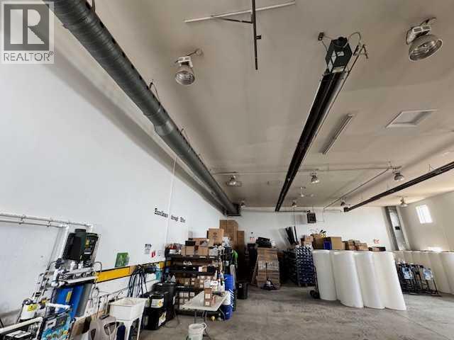 Photo 3 of 762 23 Street Sw, Medicine Hat AB