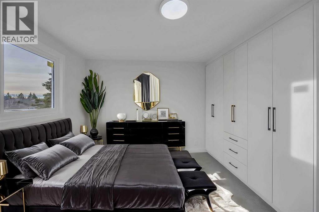 Single Family House for Sale in  Falshire Way NE Falconridge Calgary 