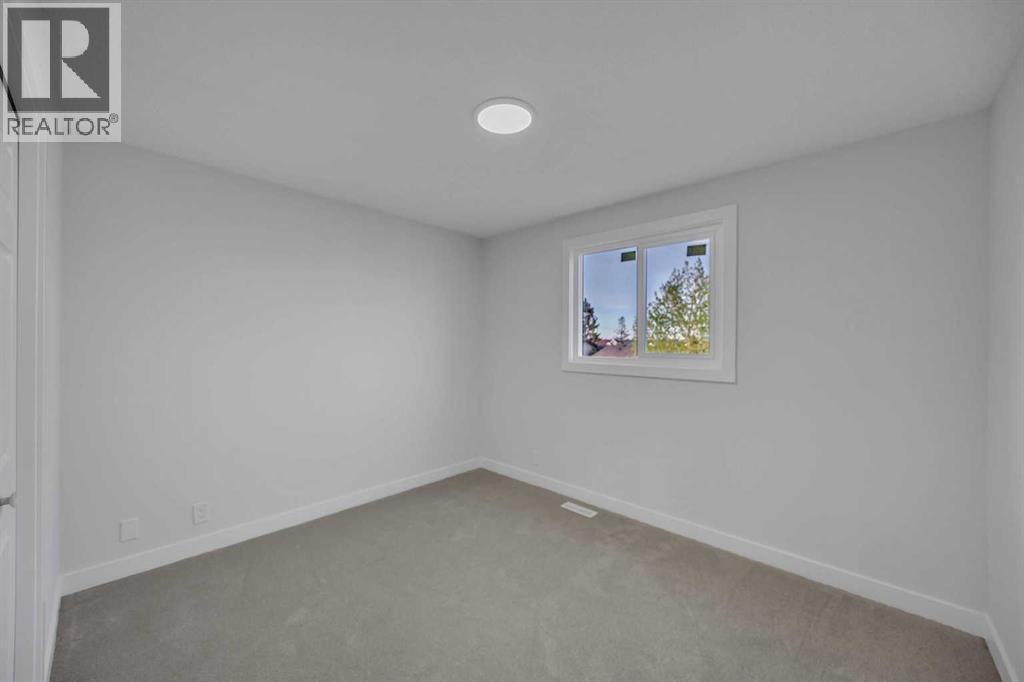 Single Family House for Sale in  Falshire Way NE Falconridge Calgary 