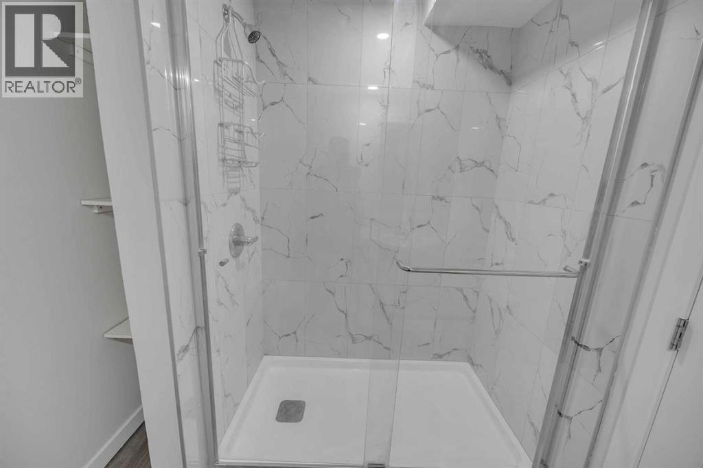 Single Family House for Sale in  Falshire Way NE Falconridge Calgary 