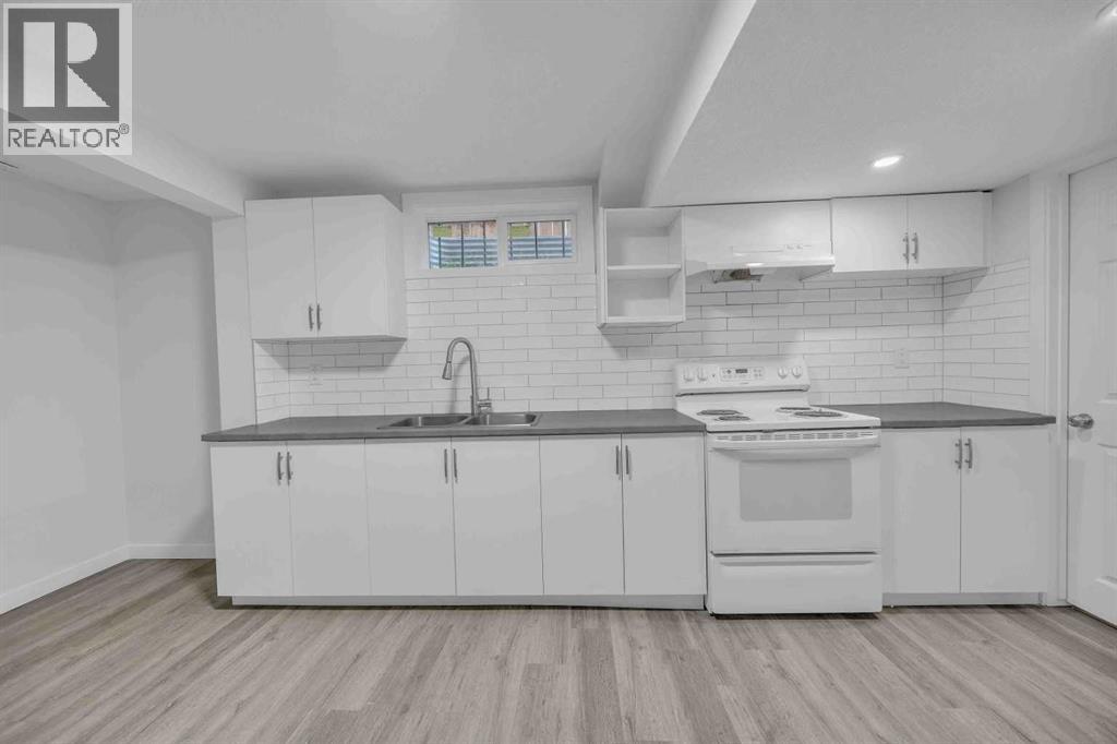 Single Family House for Sale in  Falshire Way NE Falconridge Calgary 