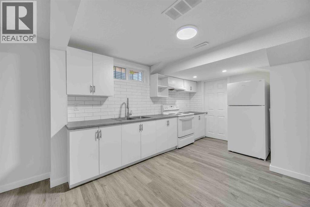 Single Family House for Sale in  Falshire Way NE Falconridge Calgary 