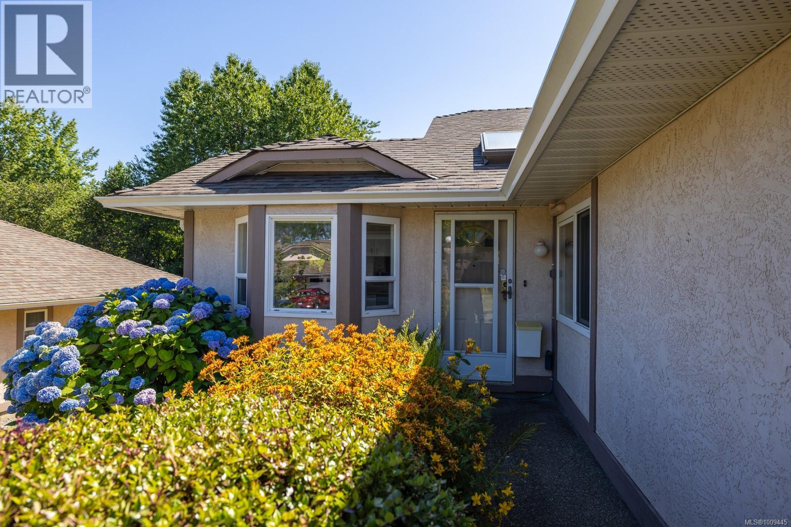 Photo 13 of 17 4120 Interurban Rd, Saanich BC